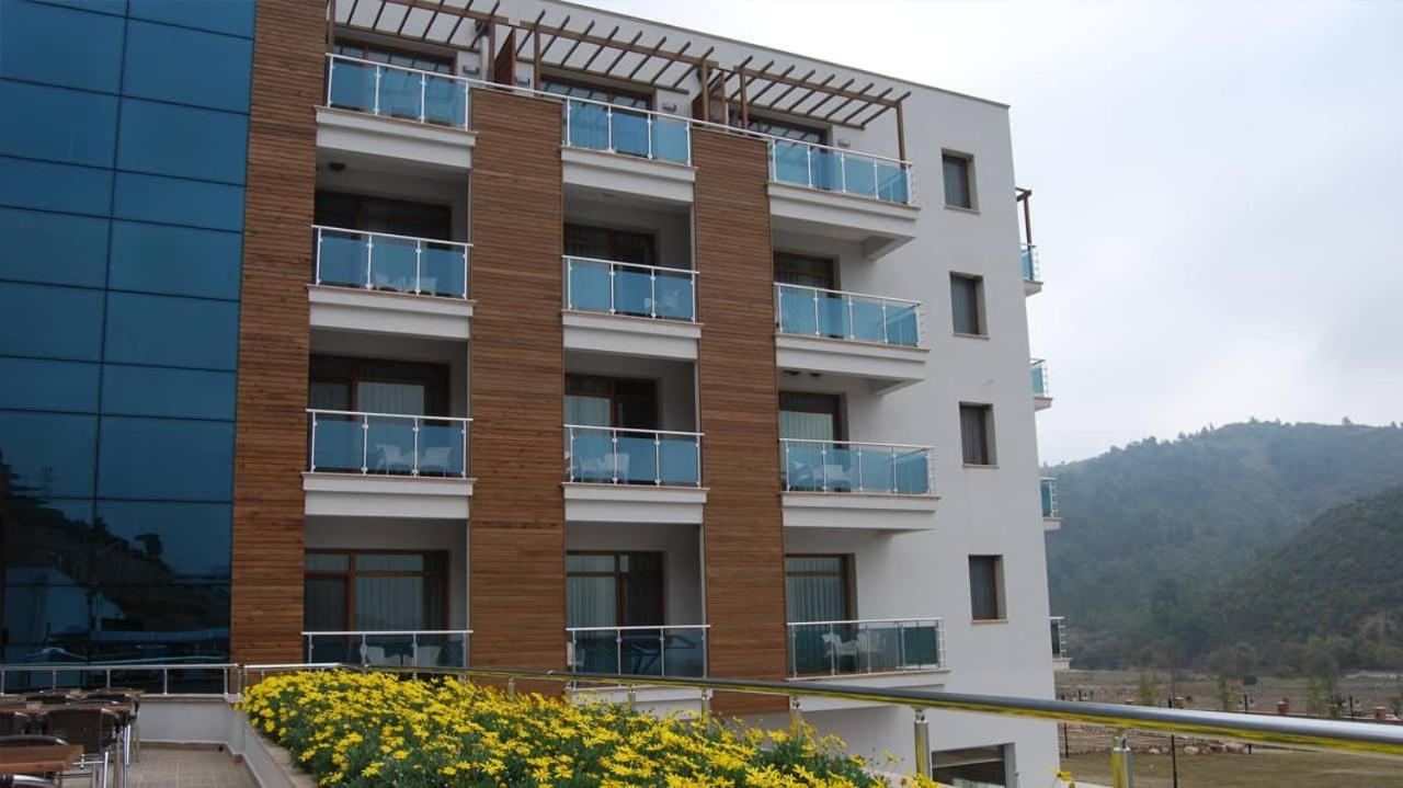 Obam Termal Resort Hotel Ve Spa Sindirgi エクステリア 写真